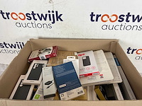 Partij telefoonaccessoires en accessoires - afbeelding 1 van  1