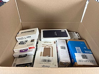 Partij telefoonaccessoires en accessoires - afbeelding 1 van  1