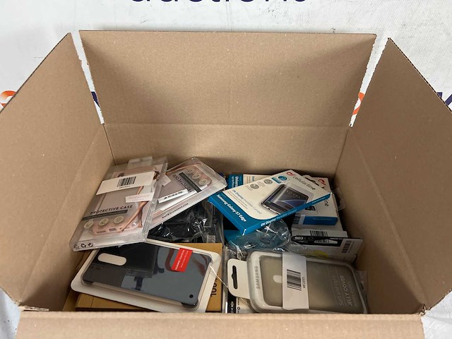 Partij telefoonaccessoires - afbeelding 1 van  1