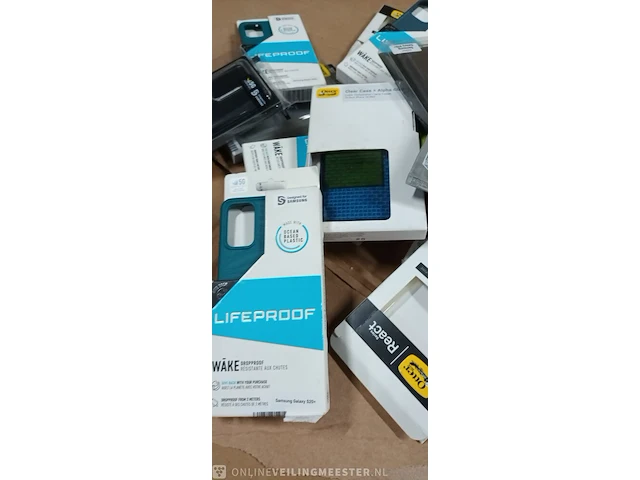 Partij telefoonhoesjes en screenprotectors gecko covers/otterbox/lifeproof/react - afbeelding 4 van  12