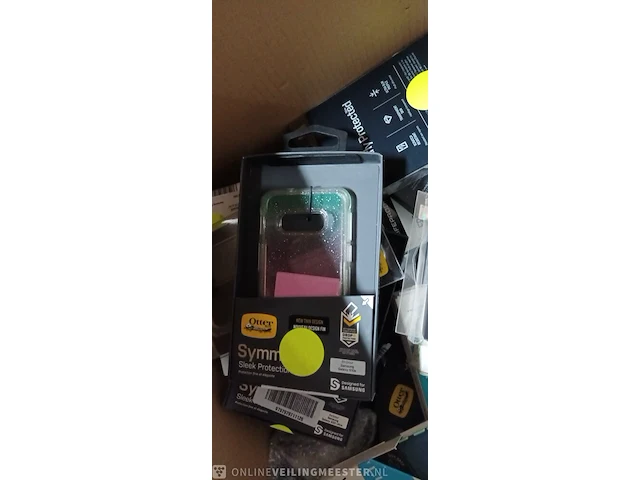 Partij telefoonhoesjes en screenprotectors gecko covers/otterbox/lifeproof/react - afbeelding 6 van  12