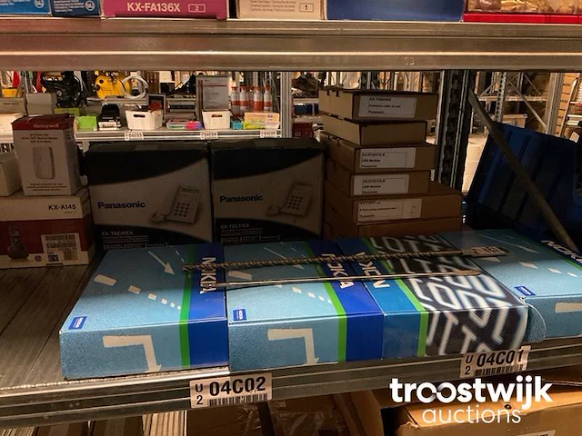 Partij telefoons en toebehorem - afbeelding 2 van  28