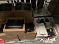 Partij telefoons en toebehorem - afbeelding 14 van  28