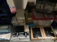 Partij telefoons en toebehorem - afbeelding 25 van  28