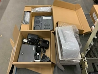 Partij telefoons en toebehoren - afbeelding 3 van  8