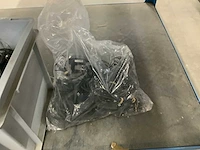 Partij telefoons en toebehoren - afbeelding 6 van  8