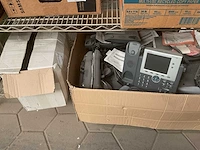 Partij telefoons - afbeelding 2 van  3
