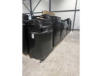 Partij televisies - retourgoederen - 246 items - afbeelding 8 van  12