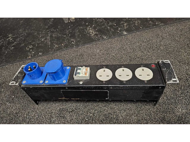 Partij theater & event techniek set – licht, audio & video (71x) (av) (geluid & beeld) - afbeelding 37 van  138