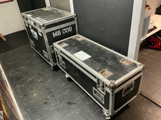 Partij theater & event techniek set – licht, audio & video (71x) (av) (geluid & beeld) - afbeelding 1 van  138