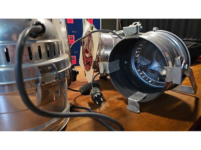 Partij theater & event techniek set – licht, audio & video (71x) (av) (geluid & beeld) - afbeelding 113 van  138