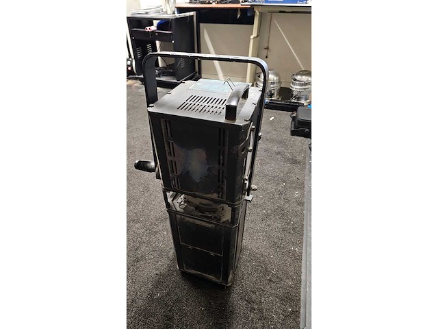 Partij theater & event techniek set – licht, geluid & video (71x) - afbeelding 10 van  138