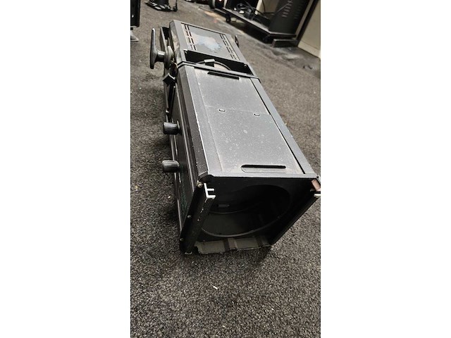 Partij theater & event techniek set – licht, geluid & video (71x) - afbeelding 12 van  138