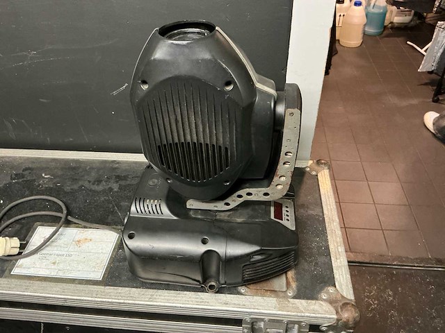 Partij theater & event techniek set – licht, geluid & video (71x) - afbeelding 2 van  138