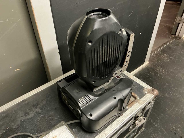 Partij theater & event techniek set – licht, geluid & video (71x) - afbeelding 13 van  138