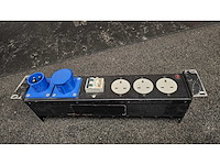 Partij theater & event techniek set – licht, geluid & video (71x) - afbeelding 37 van  138