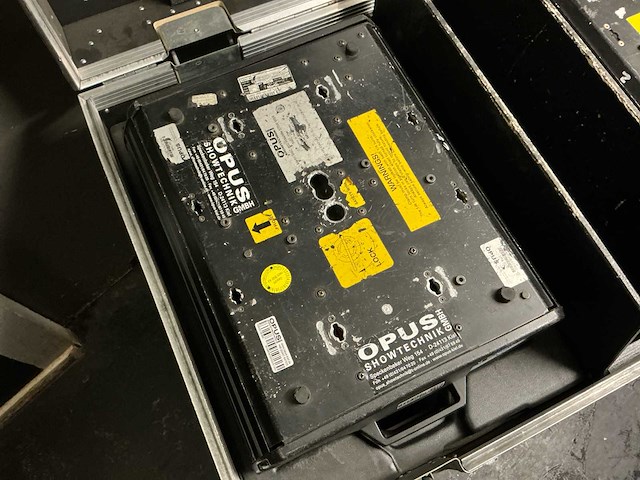 Partij theater & event techniek set – licht, geluid & video (71x) - afbeelding 56 van  138