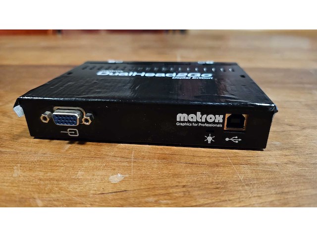 Partij theater & event techniek set – licht, geluid & video (71x) - afbeelding 108 van  138