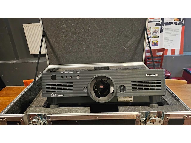 Partij theater & event techniek set – licht, geluid & video (71x) - afbeelding 125 van  138