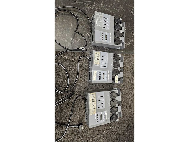 Partij theater & event techniek set – licht, geluid & video (71x) - afbeelding 133 van  138