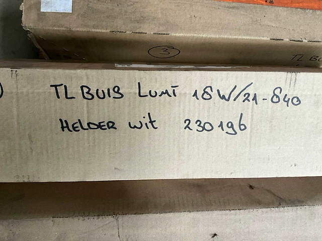 Partij tl buizen - afbeelding 9 van  9