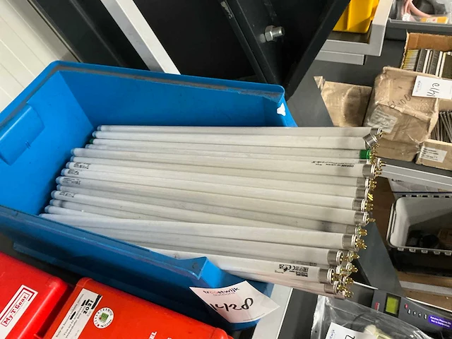 Partij tl lampen - afbeelding 1 van  3