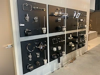 Partij toiletaccessoire - afbeelding 1 van  9
