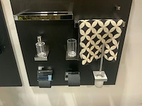 Partij toiletaccessoire - afbeelding 9 van  9