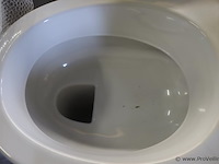 Partij toiletpotten en toebehoren op pallet | nieuw - afbeelding 3 van  6