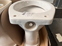 Partij toiletpotten staand - afbeelding 3 van  3