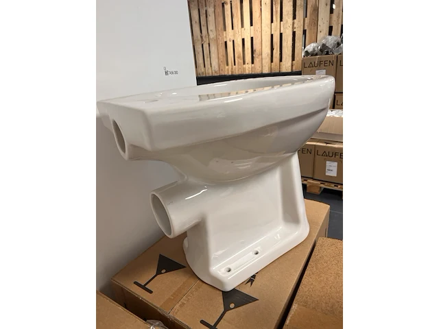 Partij toiletten incl. aansluitset - afbeelding 2 van  6