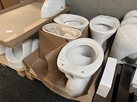 Partij toiletten staand - afbeelding 1 van  4