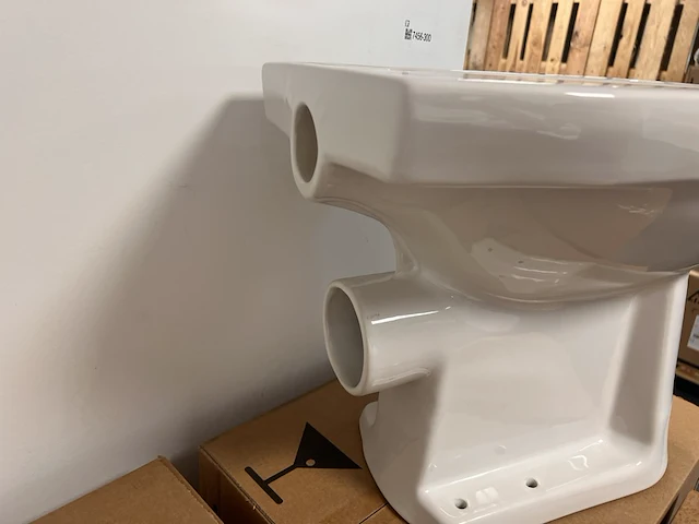 Partij toiletten - afbeelding 4 van  4