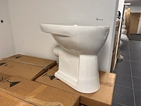 Partij toiletten - afbeelding 1 van  5