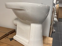Partij toiletten - afbeelding 1 van  4