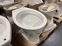 Partij toiletten - afbeelding 3 van  4