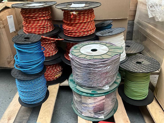 Partij touwen - afbeelding 1 van  9