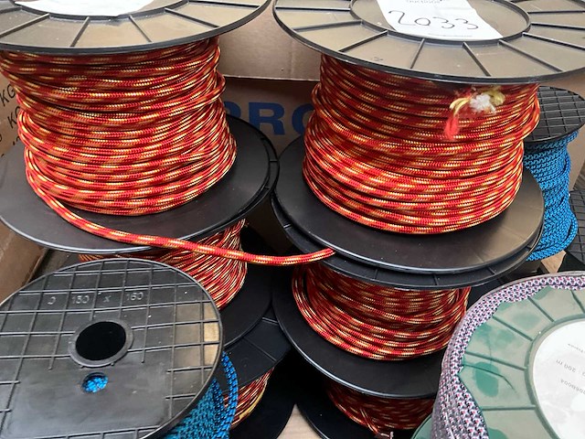 Partij touwen - afbeelding 6 van  9