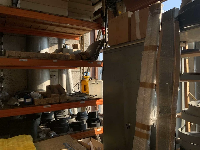 Partij trailer en truck onderdelen - afbeelding 4 van  34