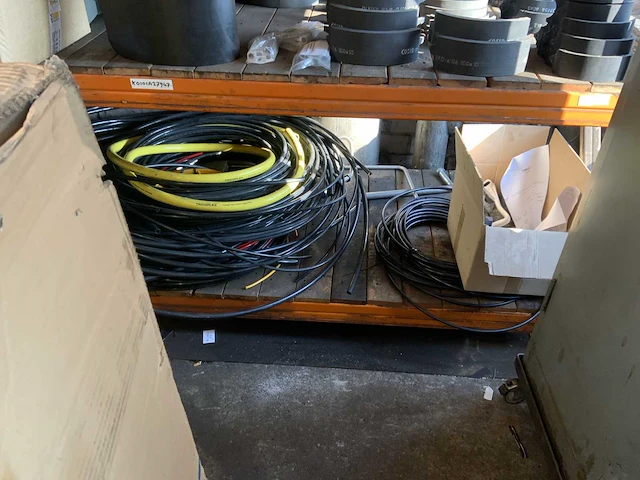 Partij trailer en truck onderdelen - afbeelding 7 van  34