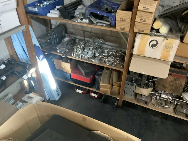 Partij trailer en truck onderdelen - afbeelding 18 van  34