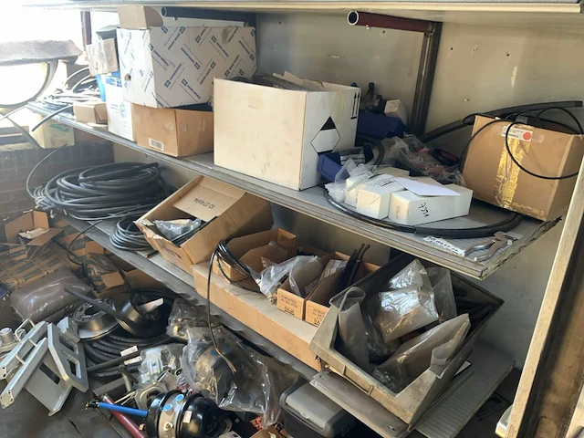 Partij trailer en truck onderdelen - afbeelding 31 van  34