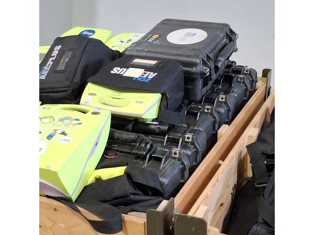 Partij trainings aed's, zoll, aed+plus - afbeelding 7 van  11
