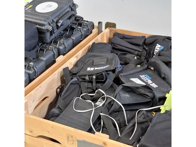 Partij trainings aed's, zoll, aed+plus - afbeelding 10 van  11