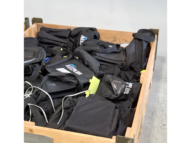 Partij trainings aed's, zoll, aed+plus - afbeelding 11 van  11