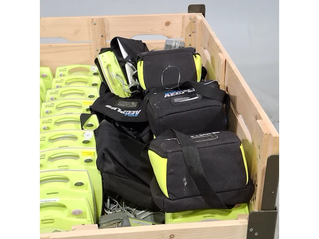 Partij trainings aed's, zoll, aed+plus - afbeelding 5 van  10