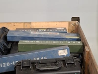 Partij transportkisten en koffers - afbeelding 10 van  11