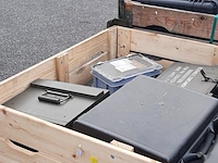 Partij transportkisten en koffers - afbeelding 3 van  6