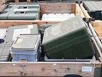 Partij transportkisten en koffers - afbeelding 2 van  6