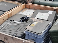 Partij transportkisten en koffers - afbeelding 3 van  6